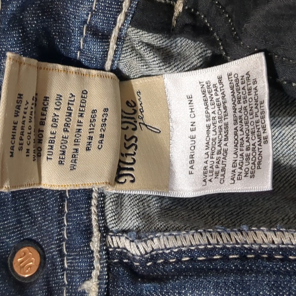 Miss Me Embellished Fleur Bootcut Dark Washed Jeans Size 32 - Picture 14 of 14